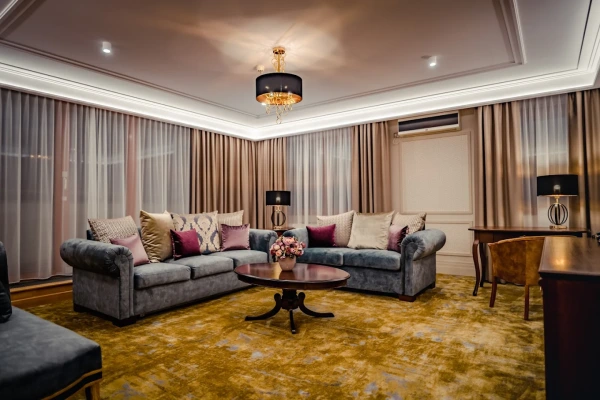 WELLNESS & SPA HOTEL KASKADY, Sliač 6