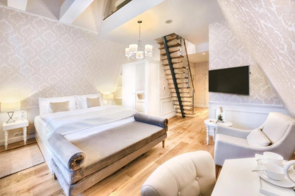 Hotel Lomnica, Tatranská Lomnica 10