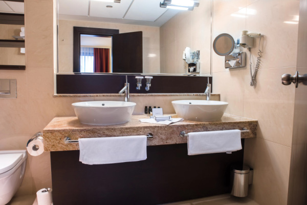 Crowne Plaza Bratislava 5