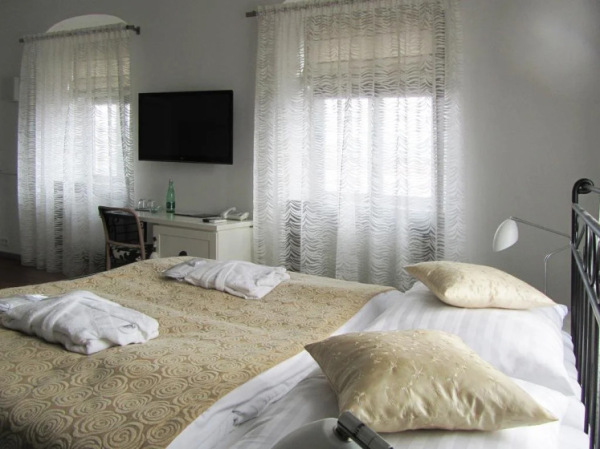 Villa Nečas, Žilina 7