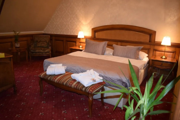 Galicia Nueva, Kriváň 6