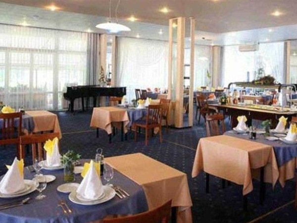 Hotel Lux, Banská Bystrica 2